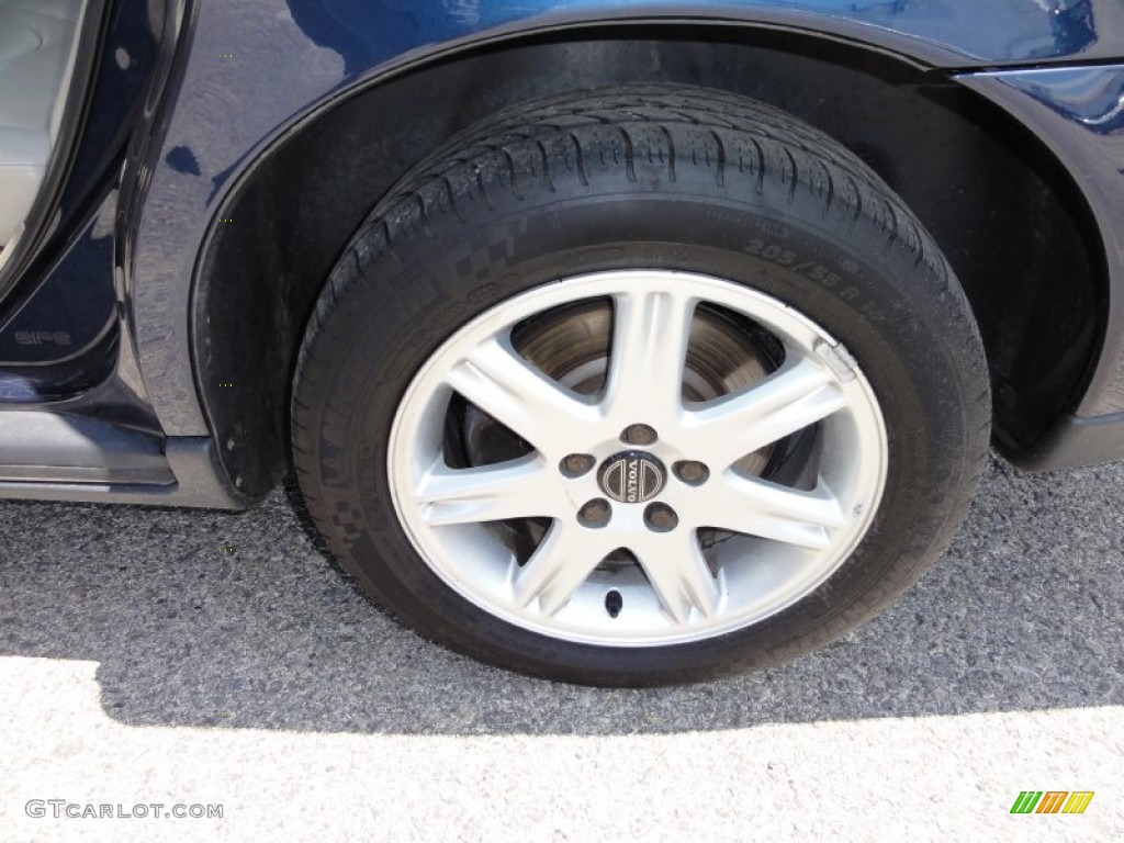 2004 Volvo V70 2.5T Wheel Photo #51557199