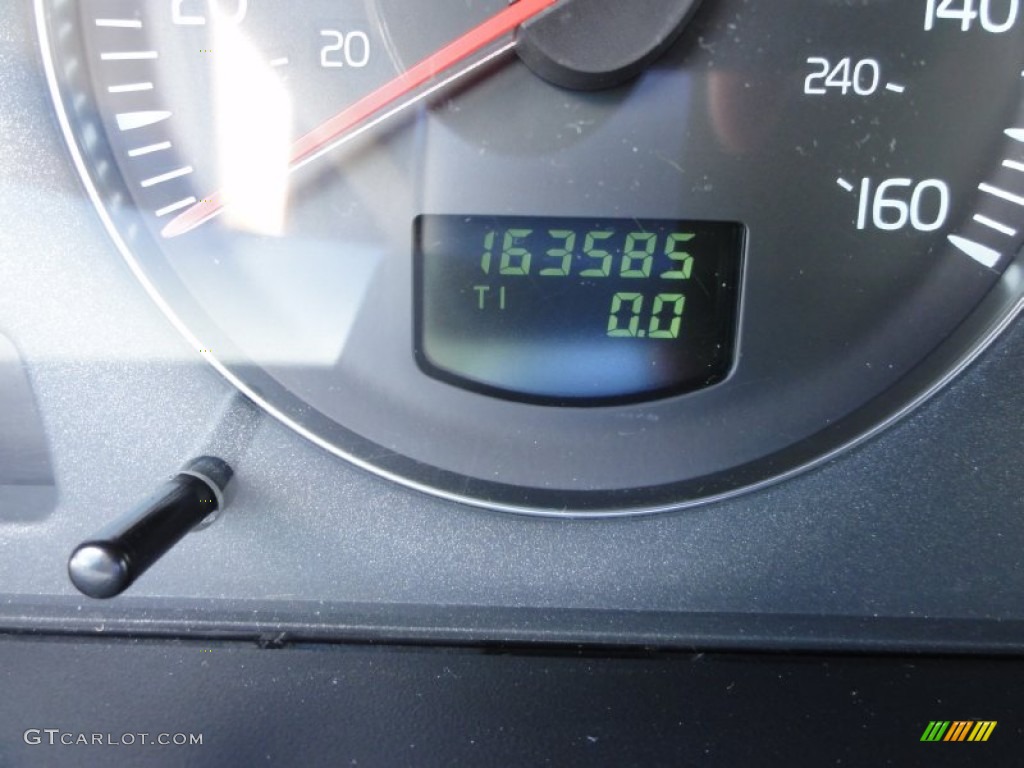 2004 V70 2.5T - Nautic Blue Metallic / Beige/Light Sand photo #46