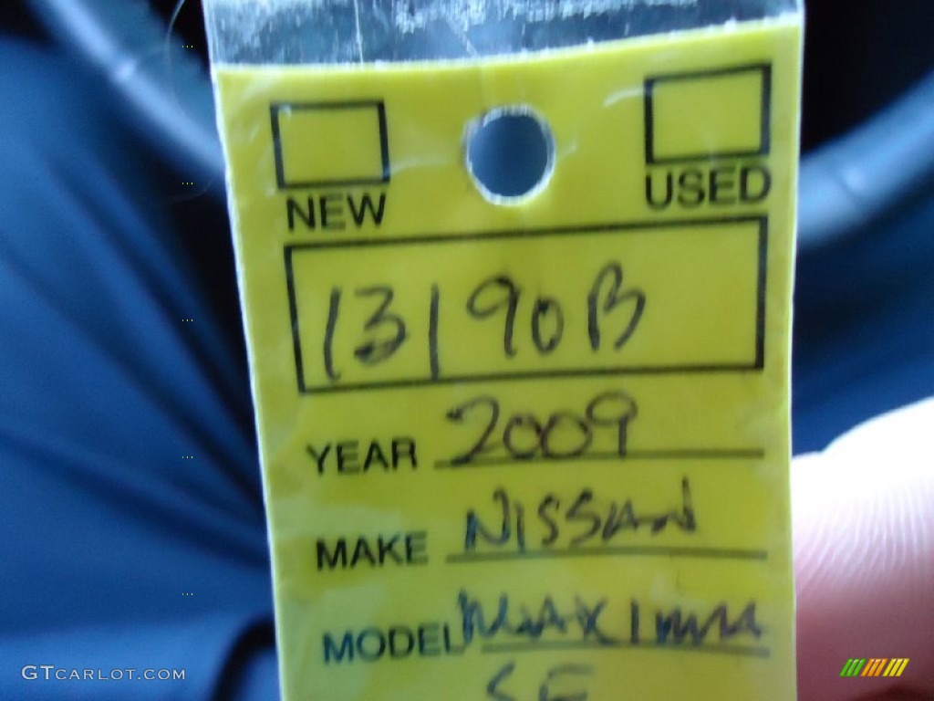 2009 Maxima 3.5 S - Navy Blue Metallic / Charcoal photo #40