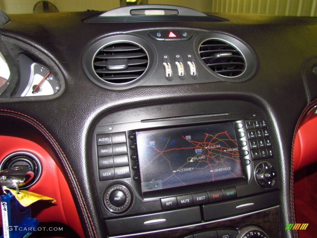 2005 Mercedes-Benz SL 55 AMG Roadster Controls Photo #51561105