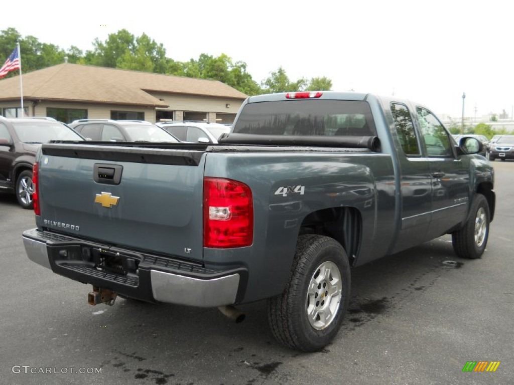 2008 Silverado 1500 LT Extended Cab 4x4 - Blue Granite Metallic / Ebony photo #2