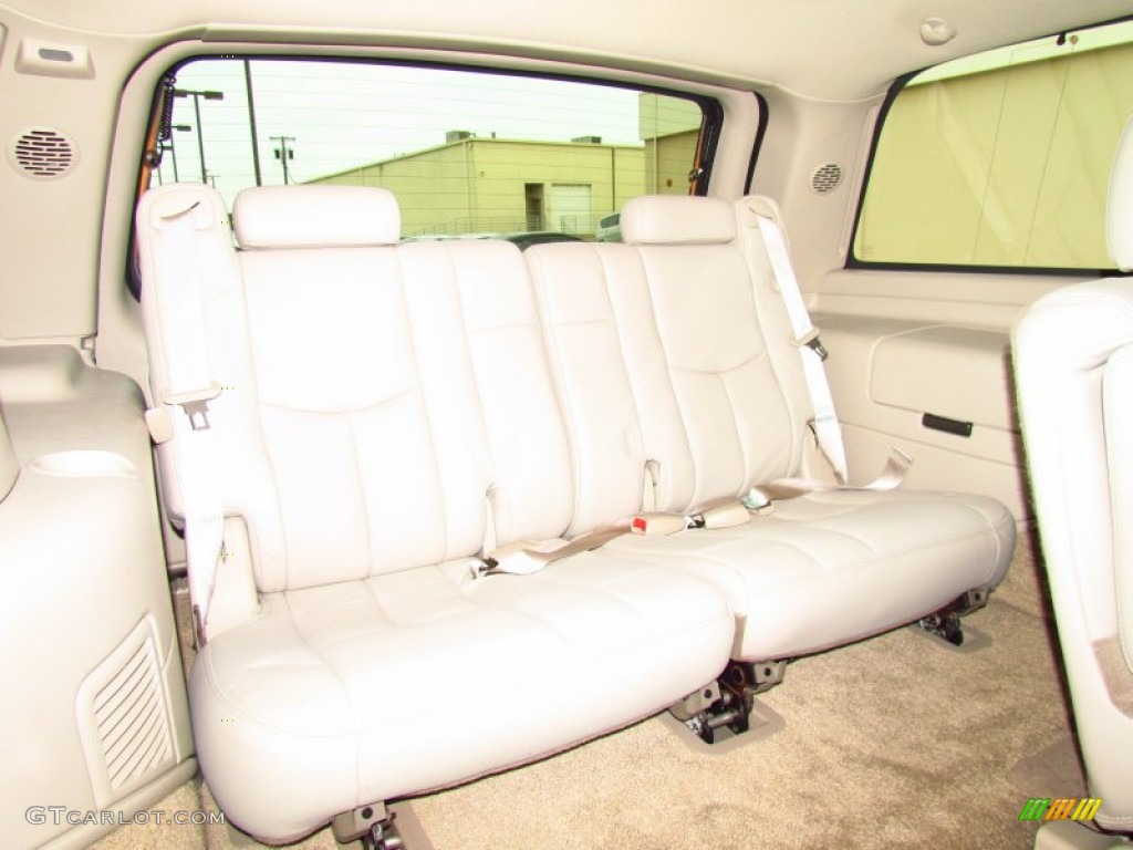 2003 Escalade  - Silver Sand / Shale photo #11