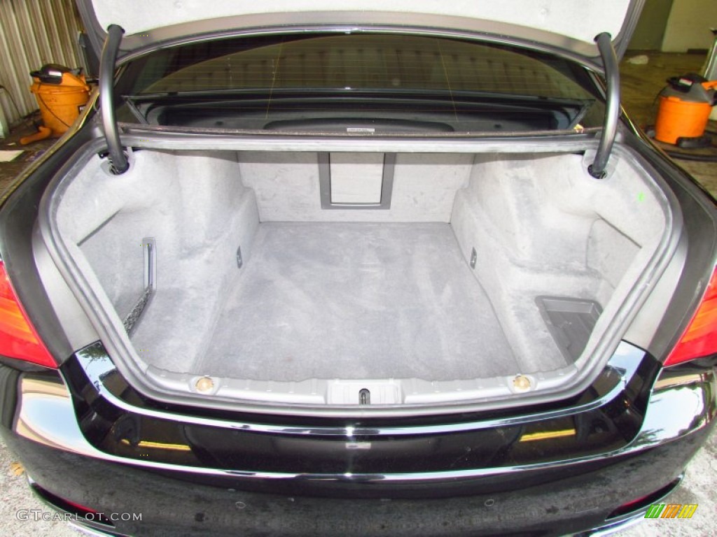 2010 BMW 7 Series 750Li Sedan Trunk Photo #51564666