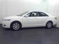 Super White - Camry  Photo No. 18