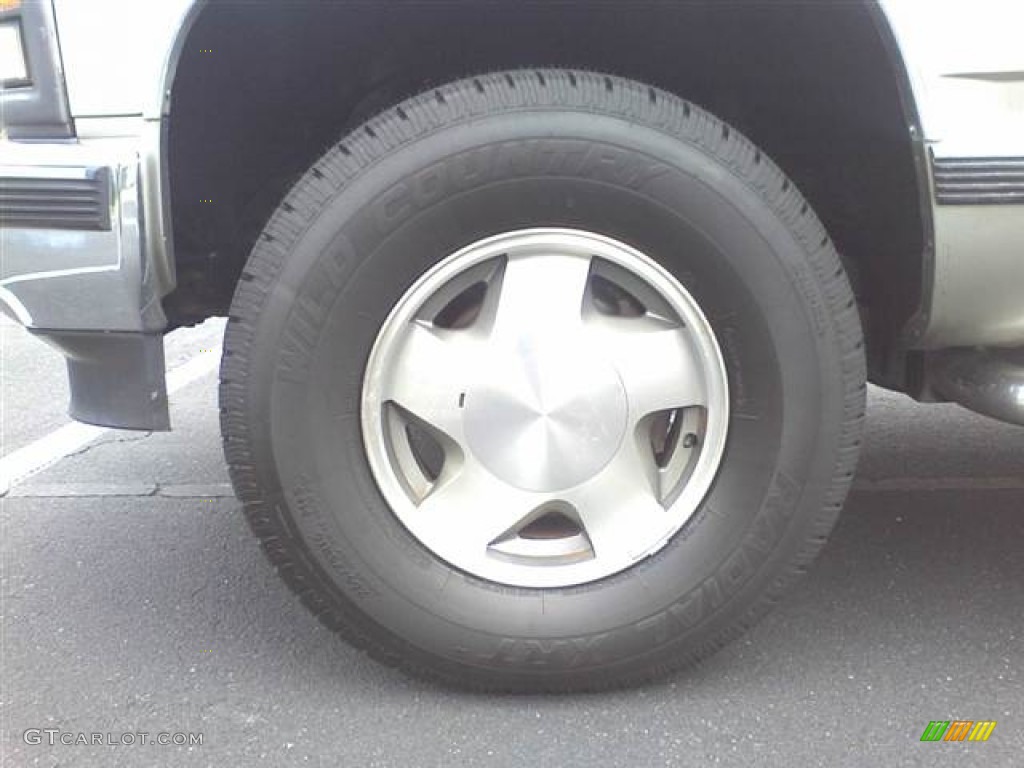 1999 Chevrolet Tahoe 4x4 Wheel Photo #51566016
