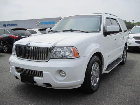 2004 Lincoln Navigator Ultimate 4x4 Data, Info and Specs