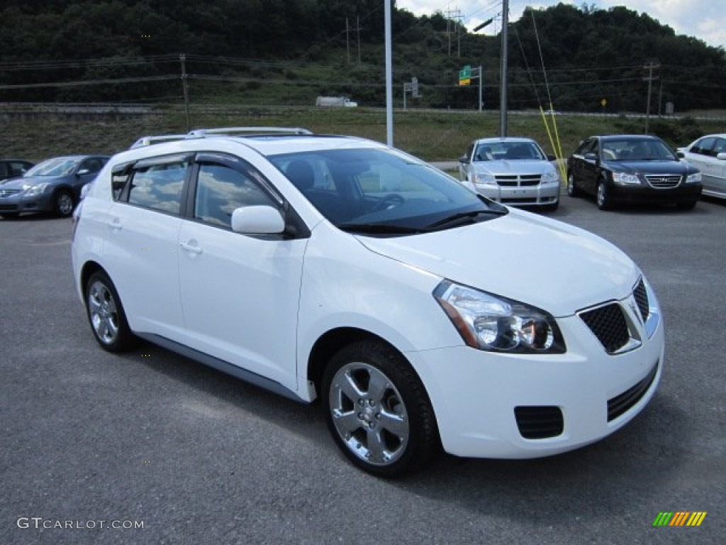 2009 Vibe 2.4 AWD - Ultra White / Ebony photo #7