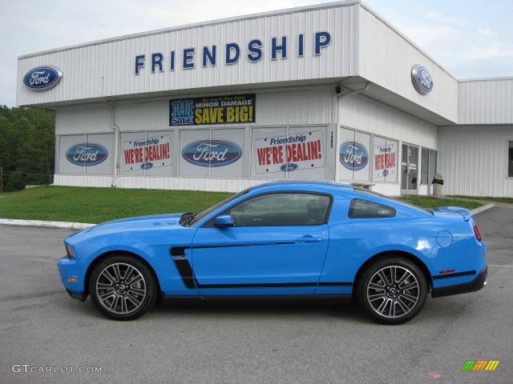 Grabber Blue Ford Mustang