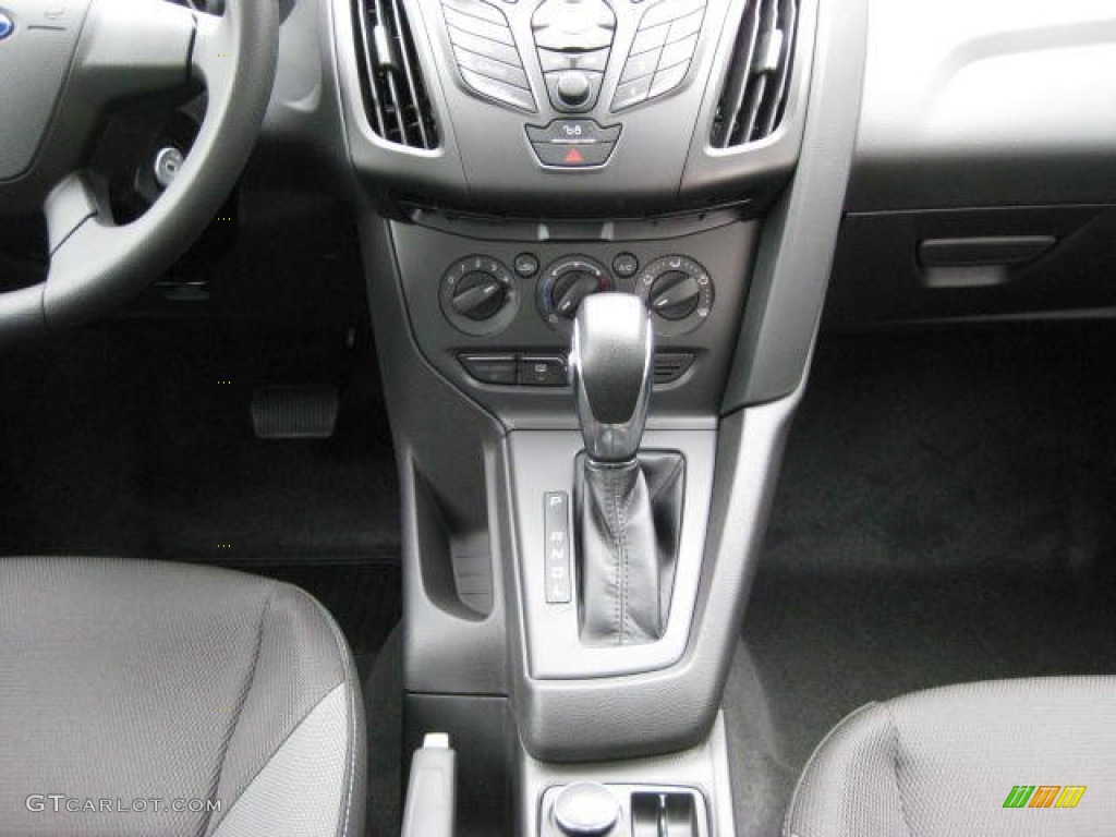 2012 Ford Focus S Sedan Controls Photo #51572914