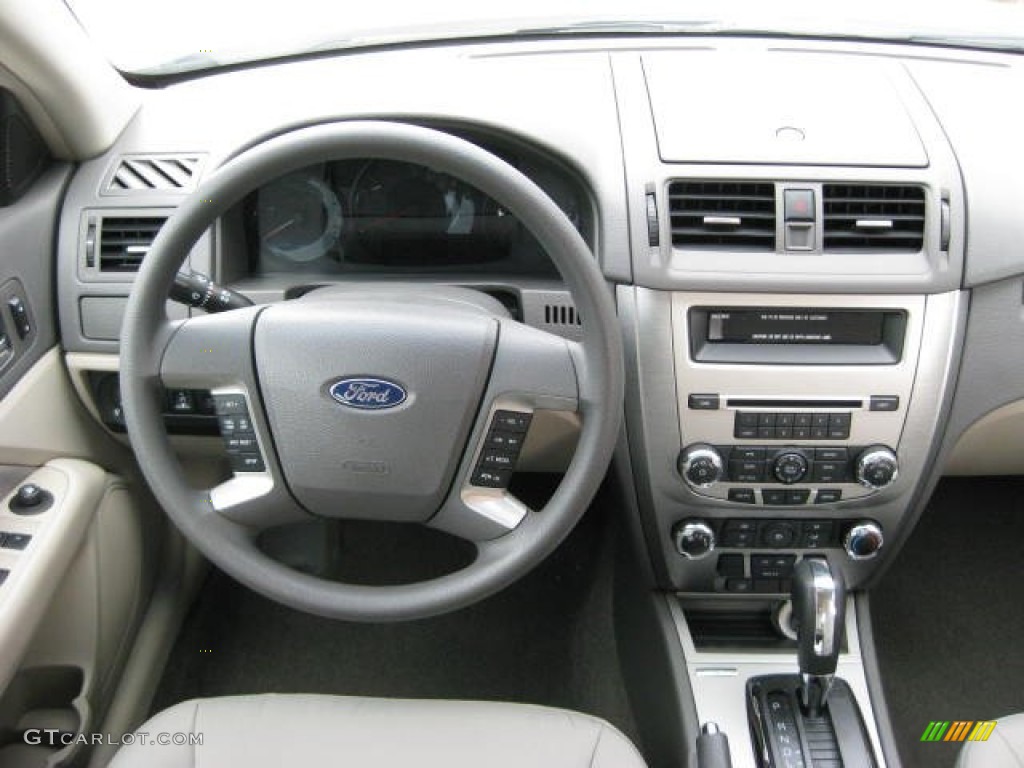 2012 Ford Fusion SE Medium Light Stone Dashboard Photo #51573277