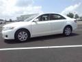 Super White - Camry LE Photo No. 18