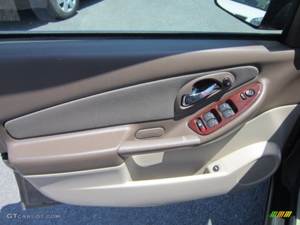 2007 Chevrolet Malibu LS V6 Sedan Cashmere Beige Door Panel Photo #51574348