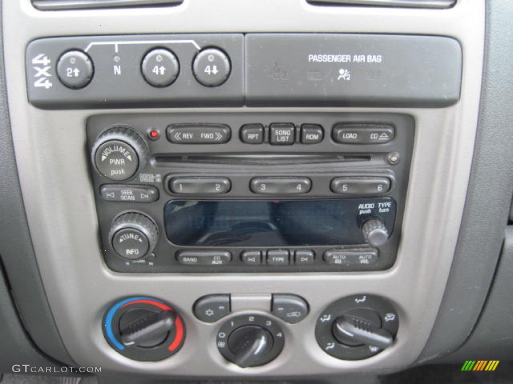 2006 Chevrolet Colorado Z71 Regular Cab 4x4 Controls Photo #51575368