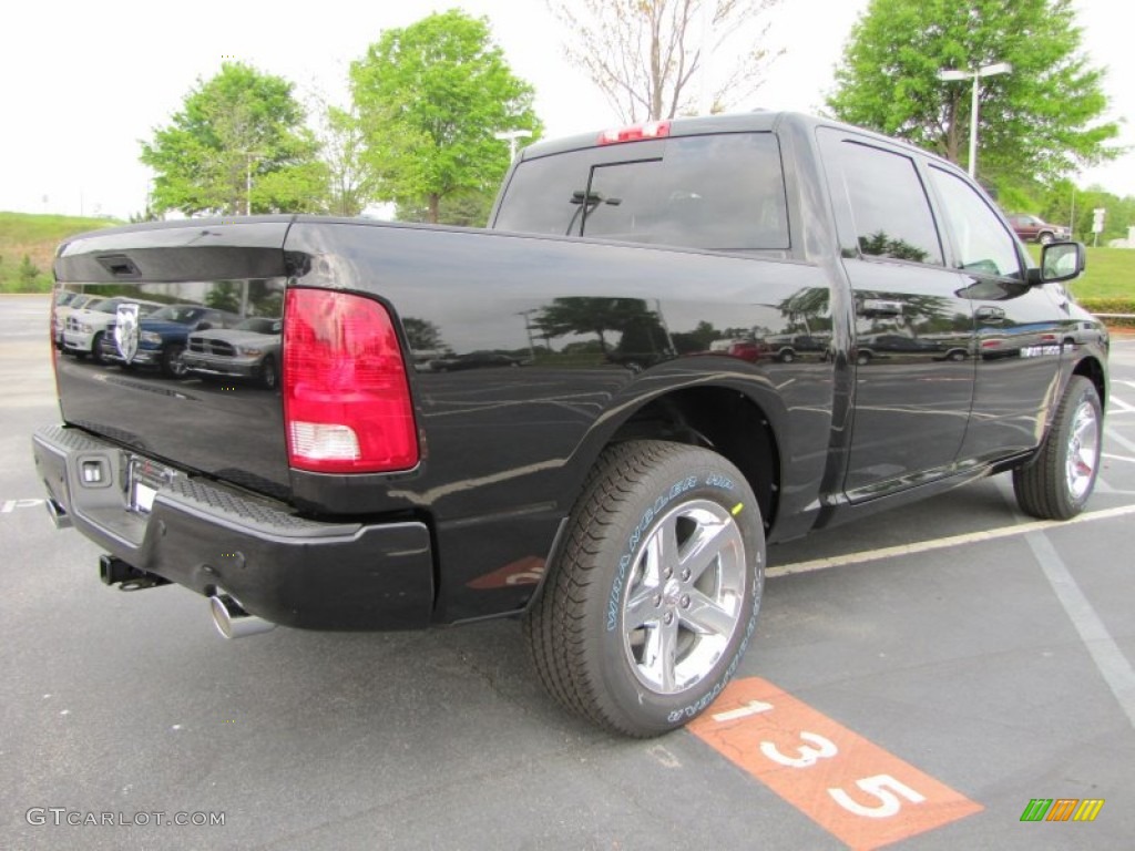 2011 Ram 1500 Sport Crew Cab - Brilliant Black Crystal Pearl / Dark Slate Gray photo #3