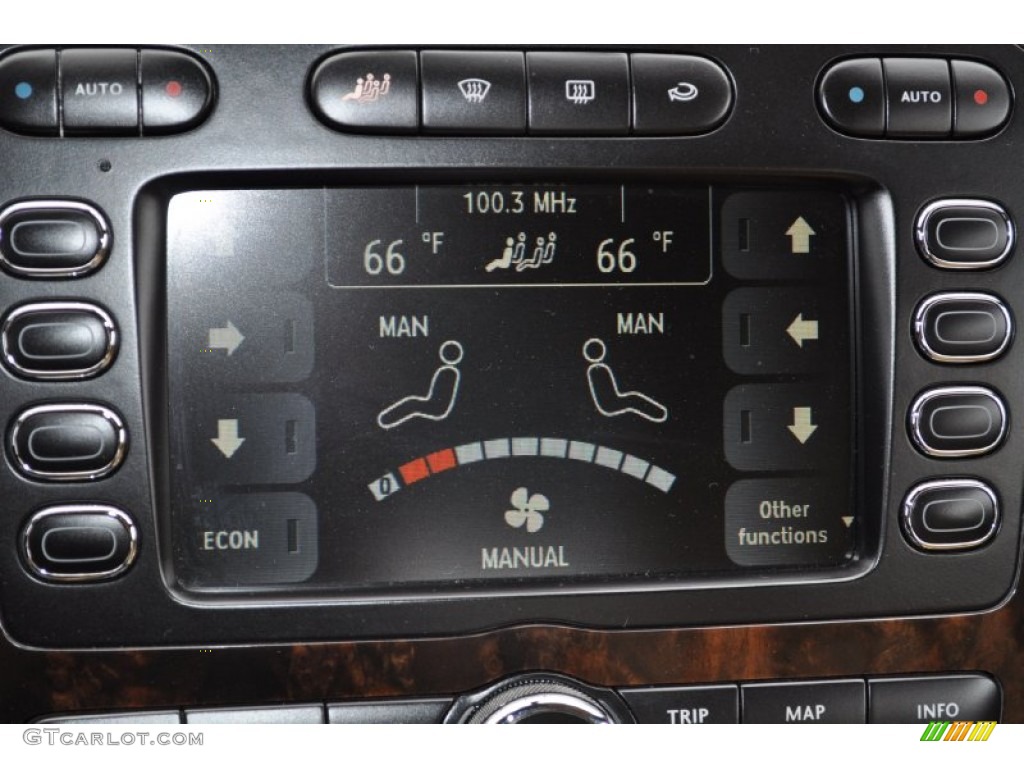 2004 Bentley Continental GT Standard Continental GT Model Controls Photo #51576733