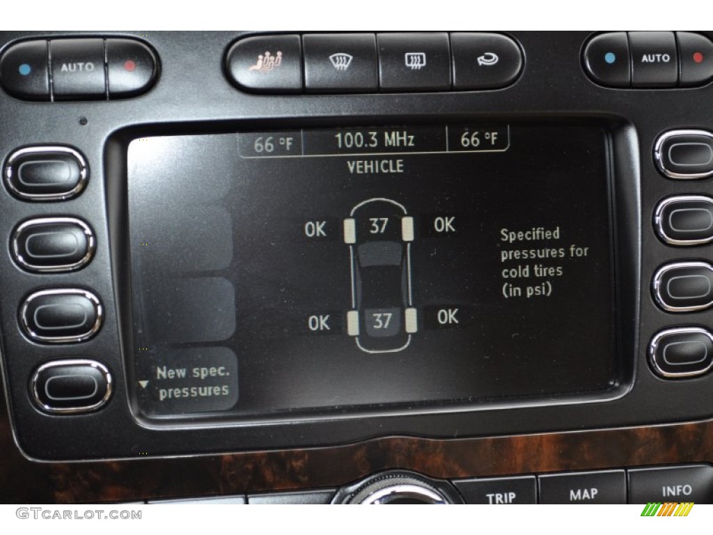 2004 Bentley Continental GT Standard Continental GT Model Controls Photo #51576766