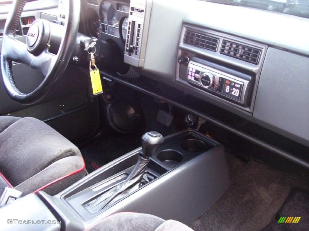 1991 GMC Syclone Standard Syclone Model Transmission Photos