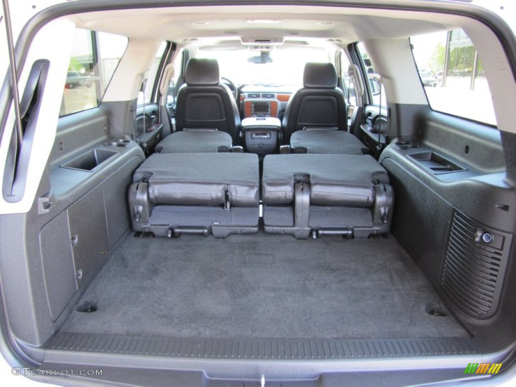 2008 Chevrolet Suburban 1500 LTZ 4x4 Trunk Photo #51586273