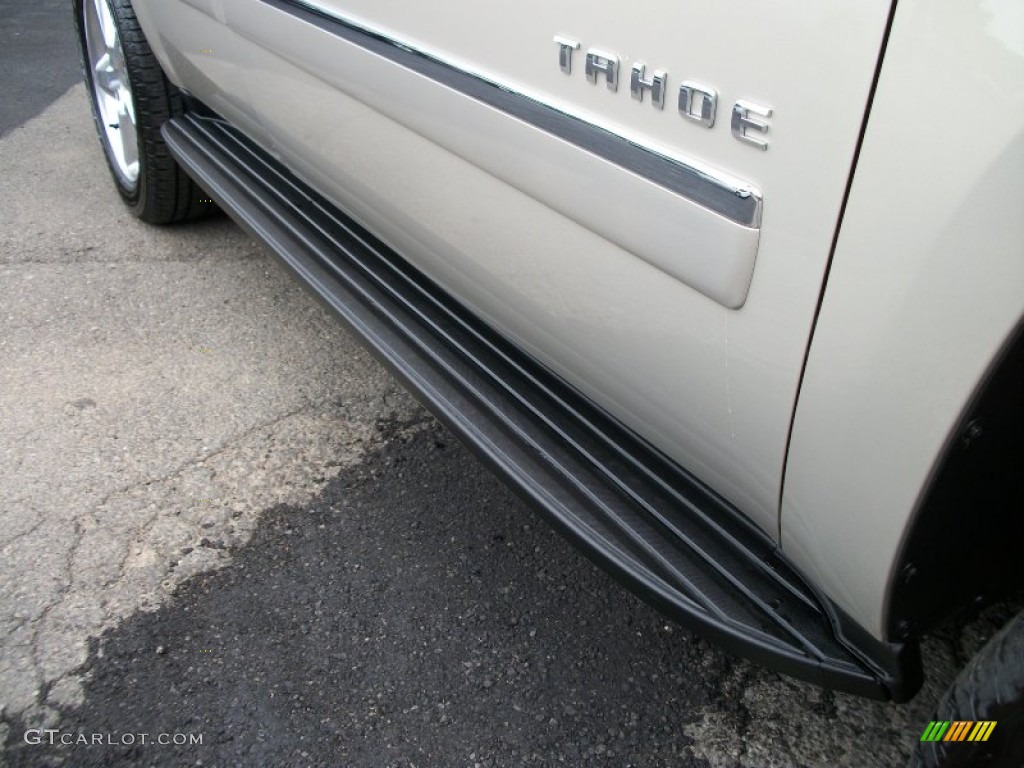 2011 Tahoe LTZ 4x4 - Gold Mist Metallic / Light Cashmere/Dark Cashmere photo #10