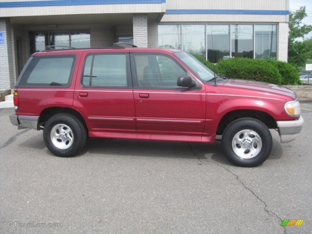 Toreador Red Metallic 1995 Ford Explorer XLT 4x4 Exterior Photo #51587179