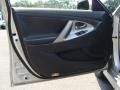 Black - Camry SE Photo No. 23