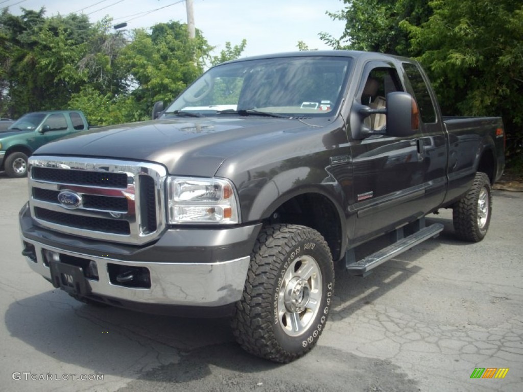 2007 F350 Super Duty Lariat SuperCab 4x4 - Dark Shadow Grey Metallic / Tan photo #1