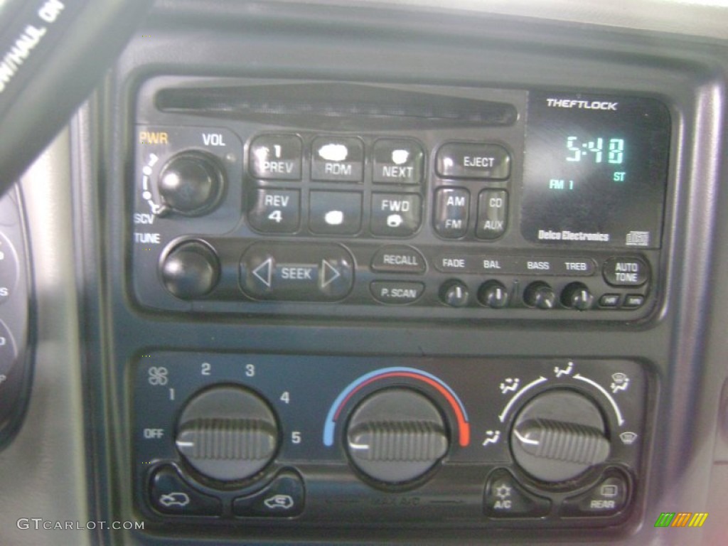 2001 GMC Yukon XL SLT 4x4 Controls Photo #51592732