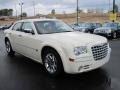 Stone White - 300 C HEMI Photo No. 7