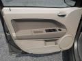 Light Khaki Metallic - Caliber SE Photo No. 8