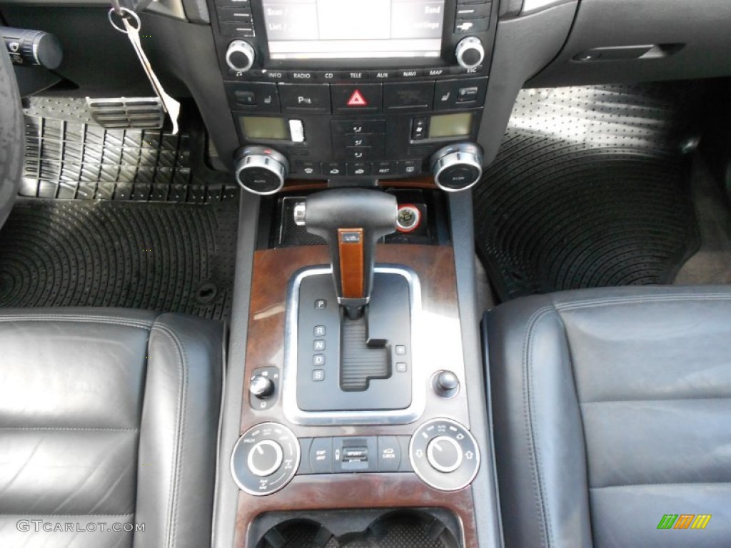 2004 Volkswagen Touareg V8 6 Speed Automatic Transmission Photo #51596887