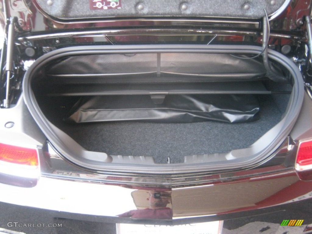 2011 Chevrolet Camaro LT Convertible Trunk Photos