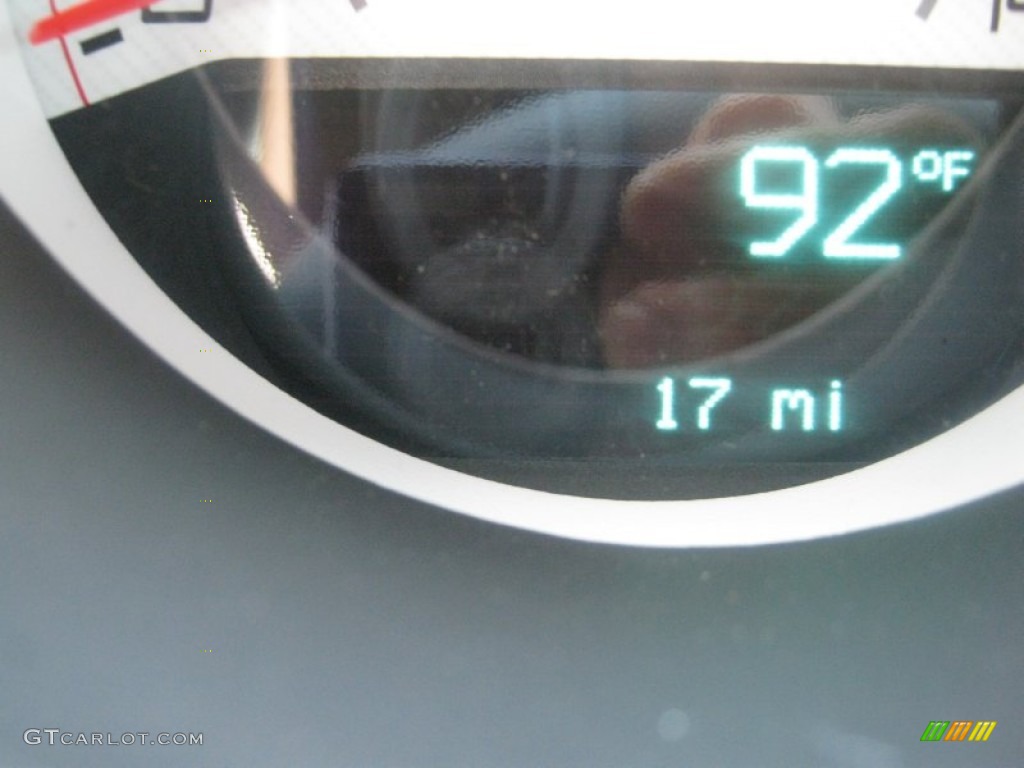 2011 Challenger SE - Bright White / Dark Slate Gray photo #9