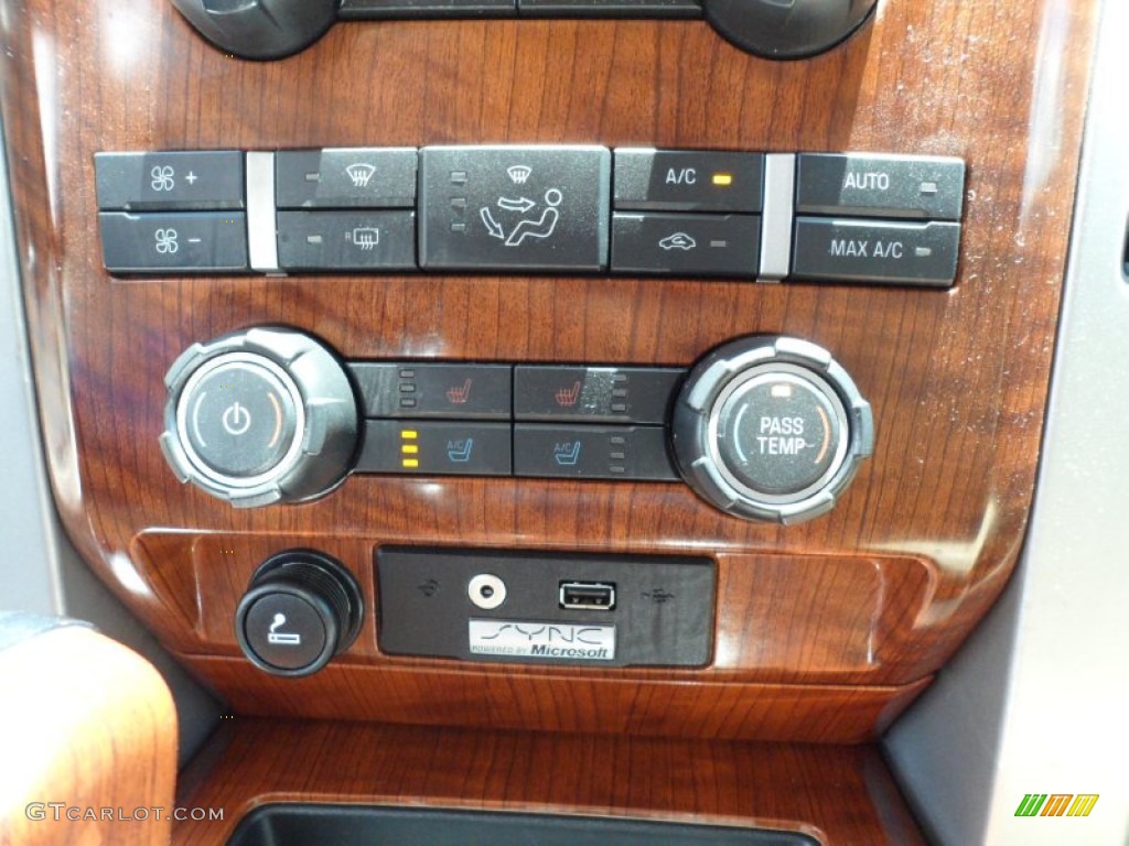 2010 F150 Lariat SuperCrew 4x4 - Red Candy Metallic / Tan photo #51