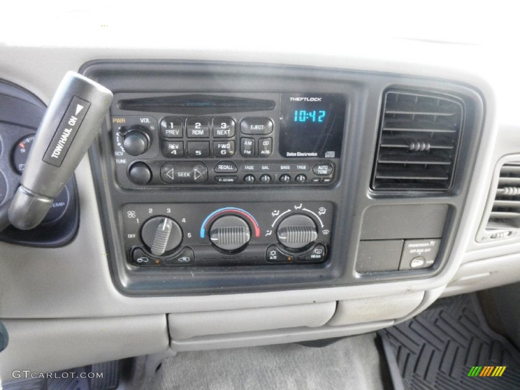 2000 GMC Sierra 1500 SLE Extended Cab 4x4 Controls Photo #51600931