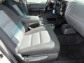 Oxford White - Explorer Sport Trac XLS Photo No. 16