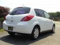 Fresh Powder - Versa 1.8 S Hatchback Photo No. 4