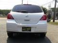 Fresh Powder - Versa 1.8 S Hatchback Photo No. 5