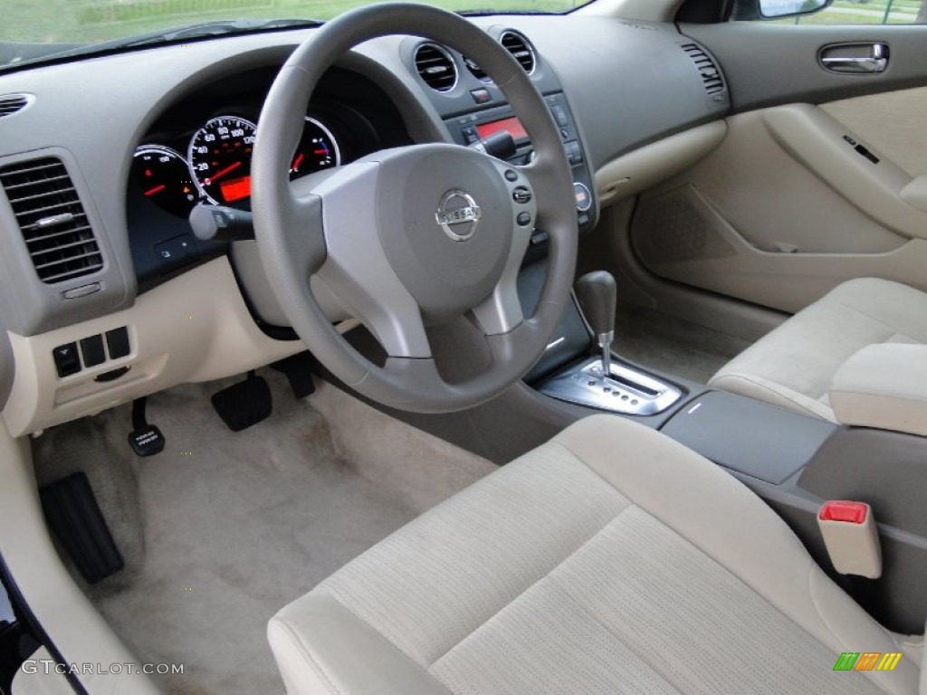 2010 Altima Hybrid - Super Black / Blond photo #12