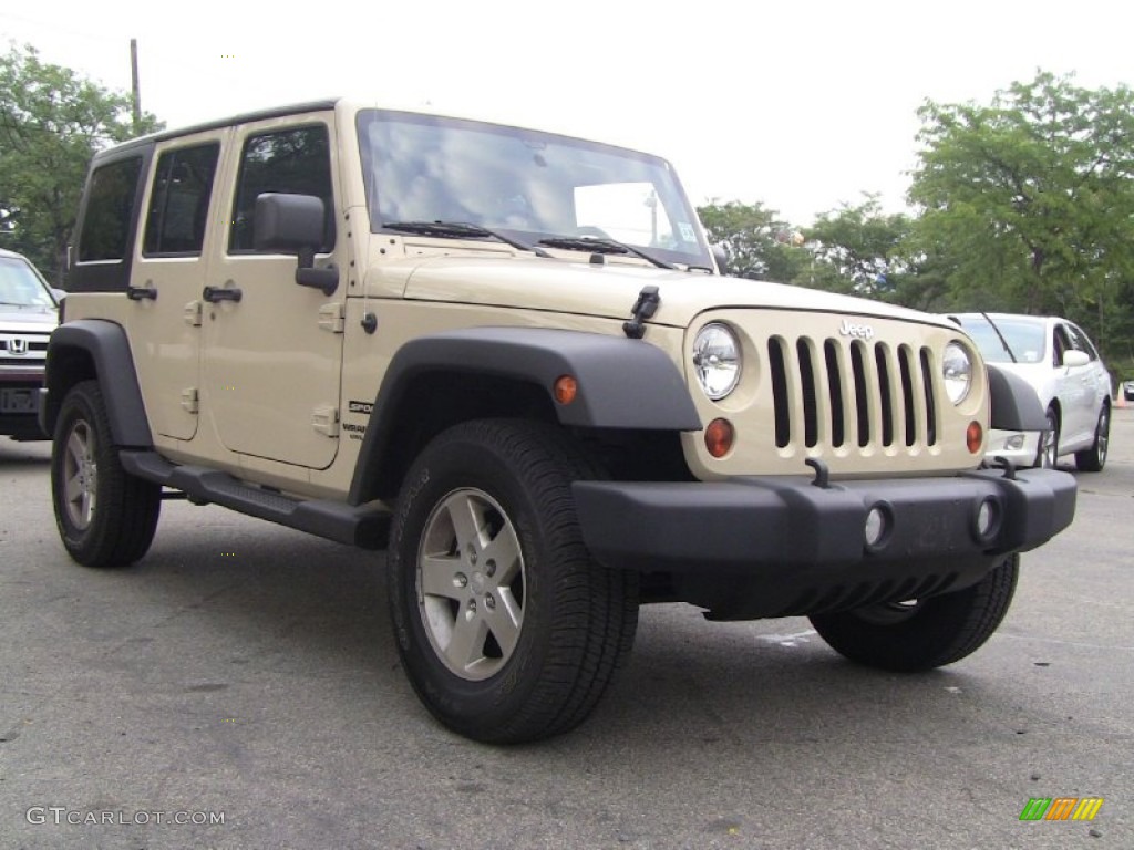 Sahara Tan 2011 Jeep Wrangler Unlimited Sport 4x4 Exterior Photo #51606319