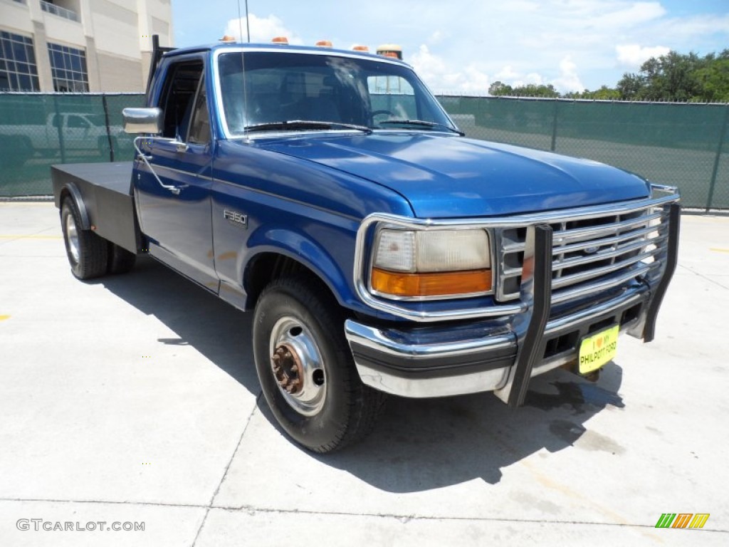 1994 F350 XLT Regular Cab Chassis - Medium Lapis Blue Metallic / Blue photo #1