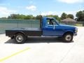 Medium Lapis Blue Metallic - F350 XLT Regular Cab Chassis Photo No. 2