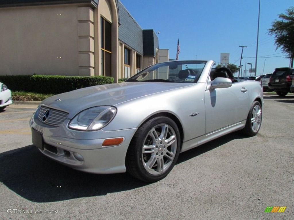Brilliant Silver Metallic 2004 Mercedes-Benz SLK 320 Roadster Exterior Photo #51609022