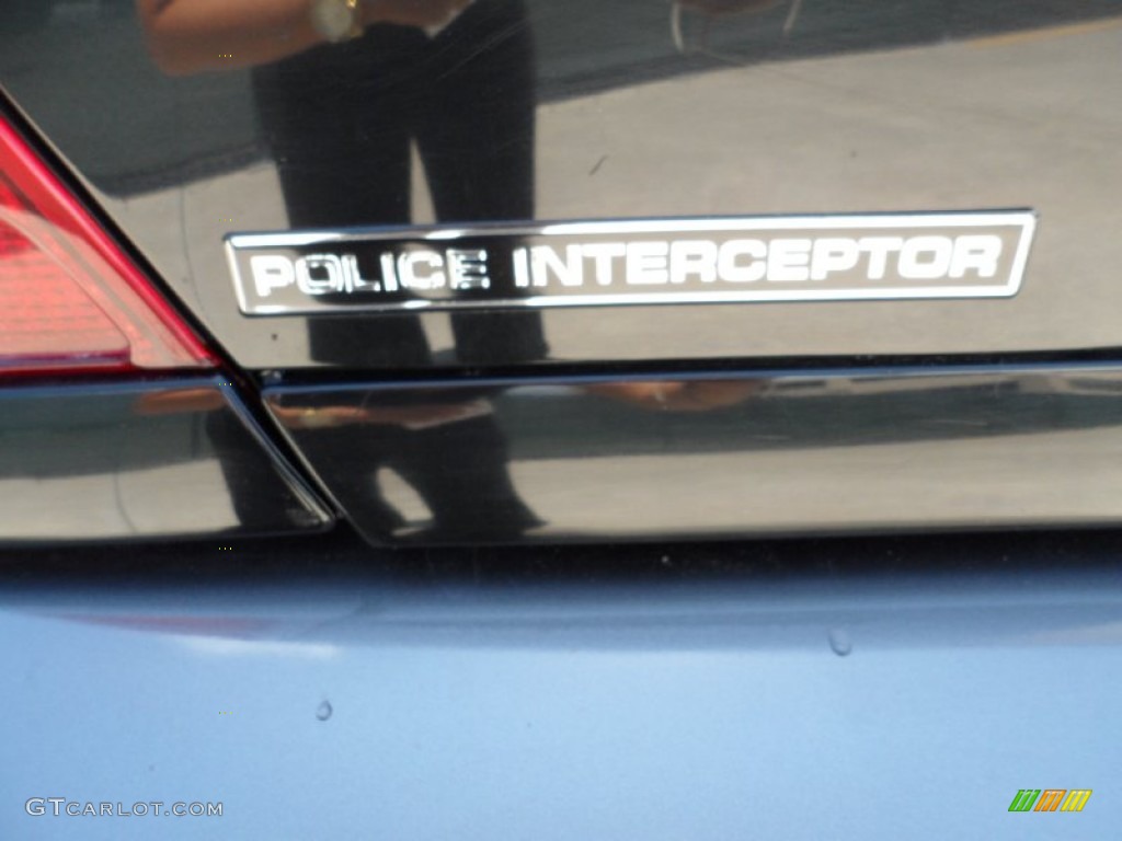 2007 Ford Crown Victoria Police Interceptor Marks and Logos Photo #51609544
