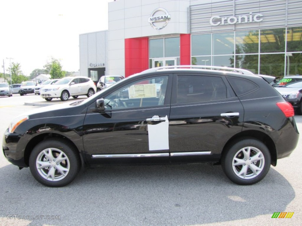 2011 Rogue SV - Wicked Black / Gray photo #2