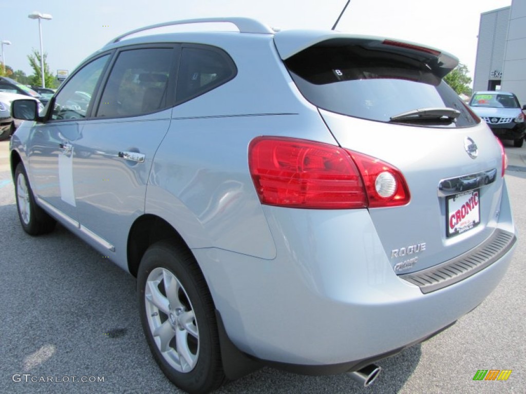 2011 Rogue SV - Frosted Steel Metallic / Black photo #3