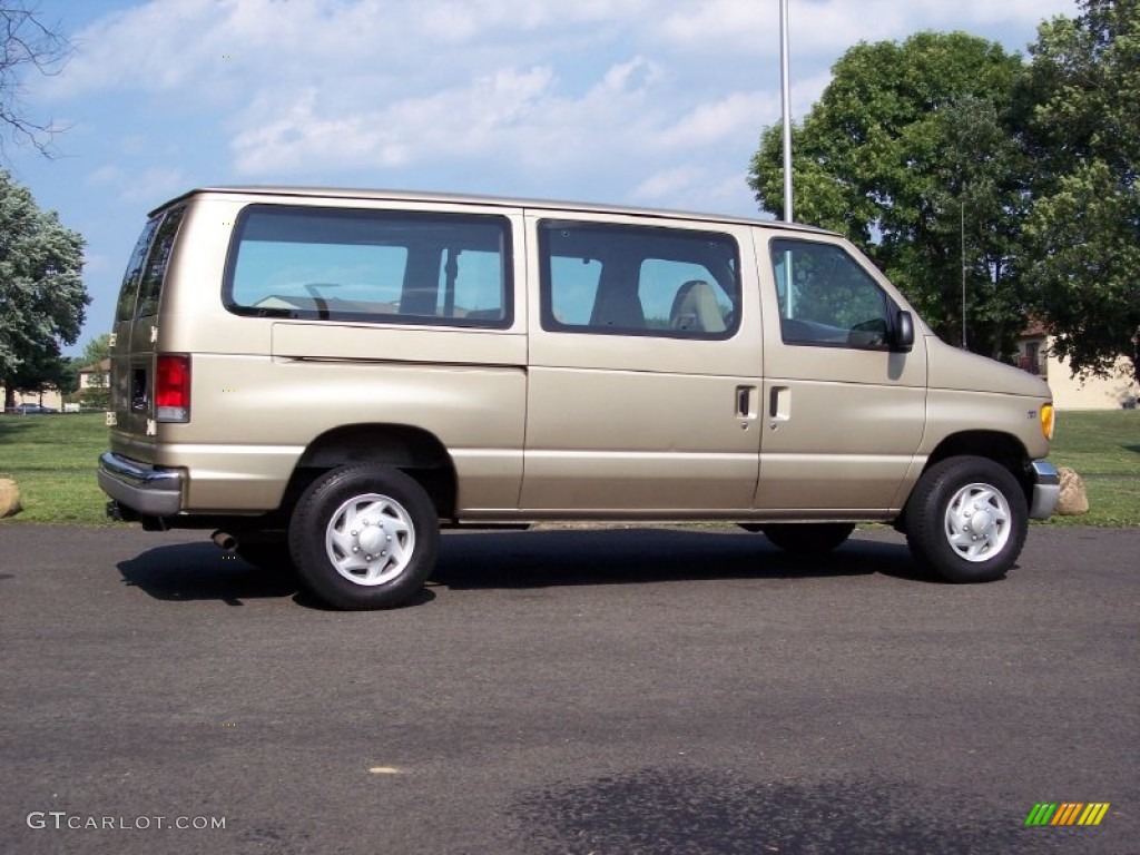 2000 E Series Van E250 Passenger - Harvest Gold Metallic / Medium Parchment photo #5