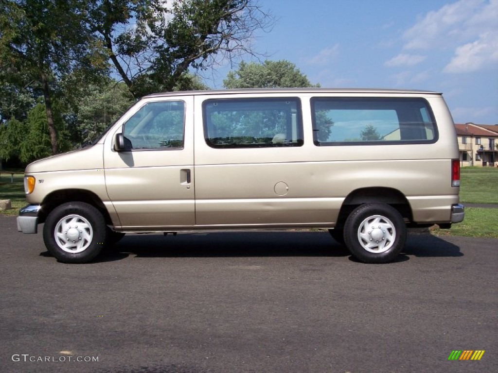 2000 E Series Van E250 Passenger - Harvest Gold Metallic / Medium Parchment photo #14