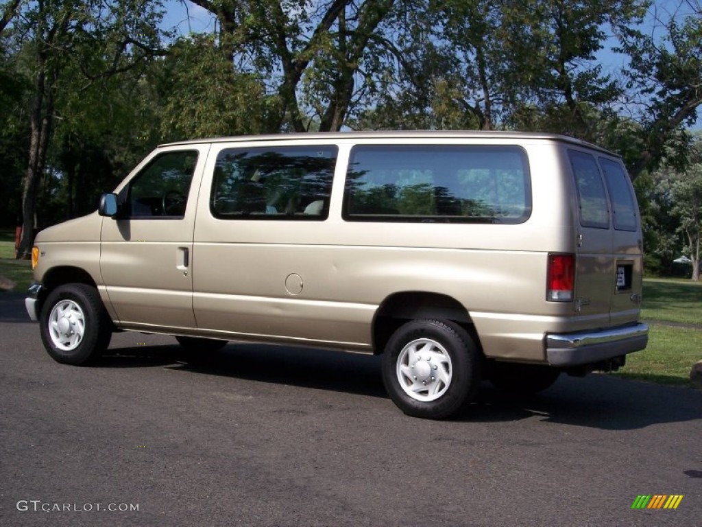 2000 E Series Van E250 Passenger - Harvest Gold Metallic / Medium Parchment photo #15