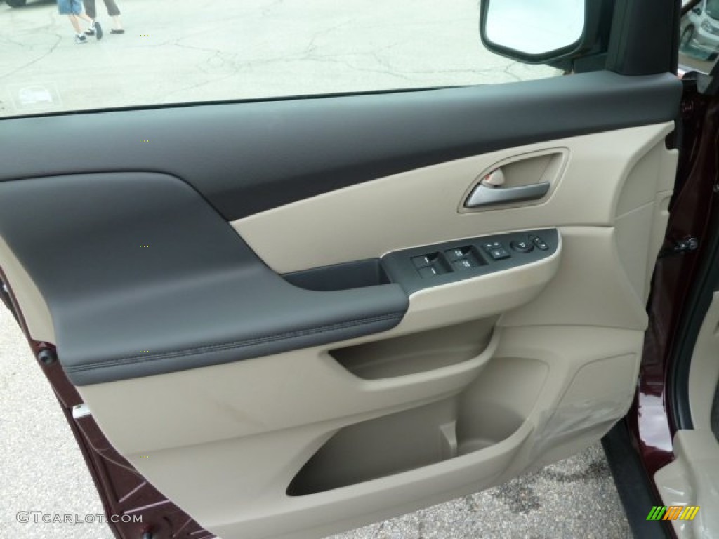 2011 Honda Odyssey LX Beige Door Panel Photo #51616402