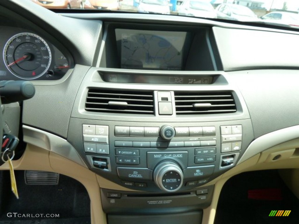 2011 Honda Accord EX-L Coupe Controls Photo #51617044